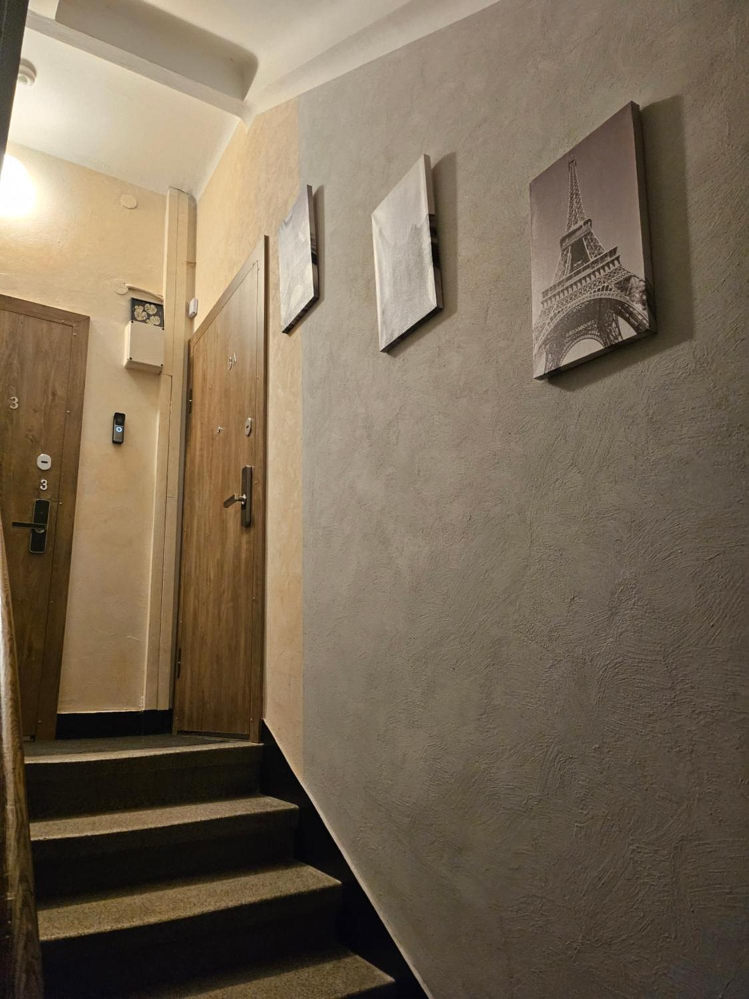 Kauno Apartamentai King Size Bed 考纳斯 外观 照片